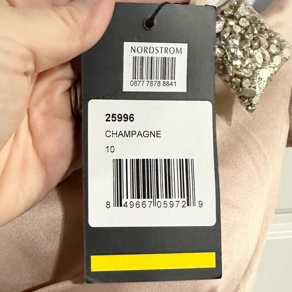 La Femme 25996 Champagne Beaded Off the Shoulder Pleated Formal Gown Size 10 - Picture 12 of 12